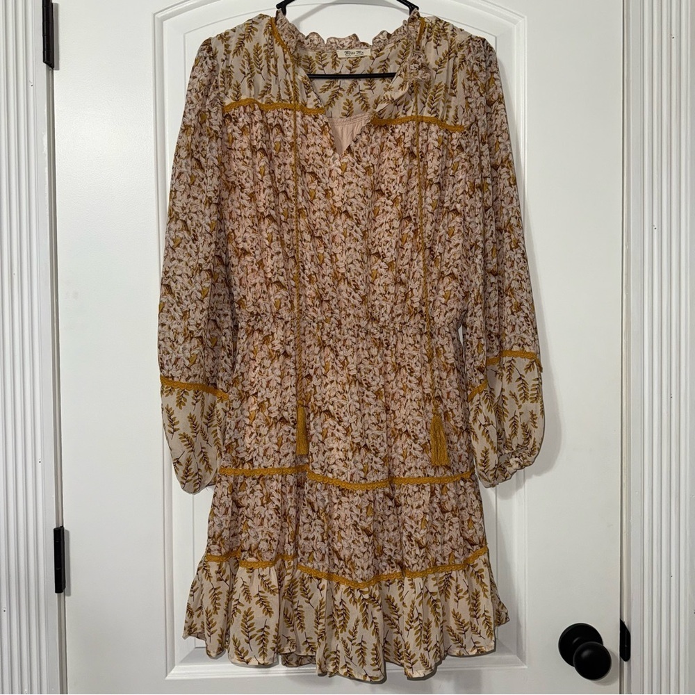 Miss Me Ditsy Floral Long Sleeve Dress Women’s Size Medium Ruffle Mini Dress